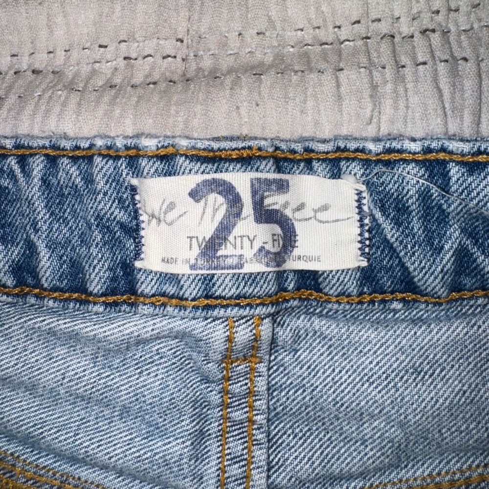 Free People We The Free Light Wash Distressed Straight Leg Jeans Size 25 - Picture 6 of 8